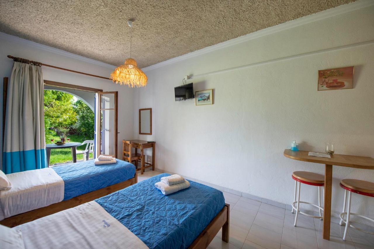 Villa Spyridoula Studios On The Beach Sidárion المظهر الخارجي الصورة